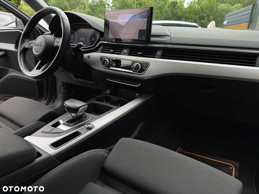 Audi A4 Avant 40 TDI Sport S tronic - 18