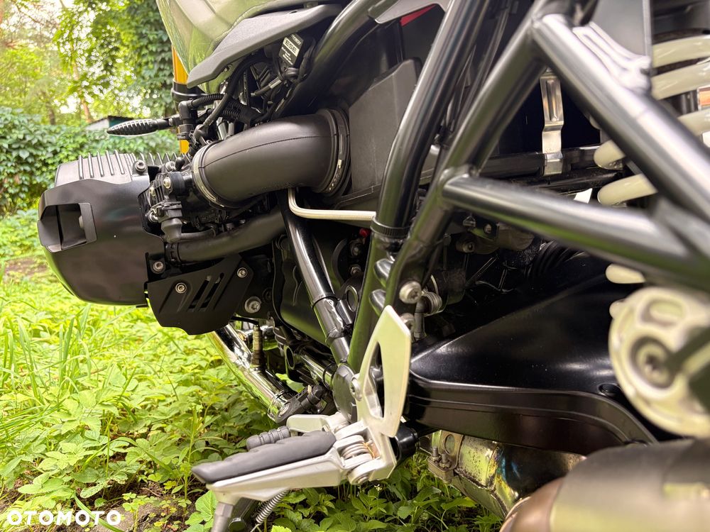 BMW R - 18