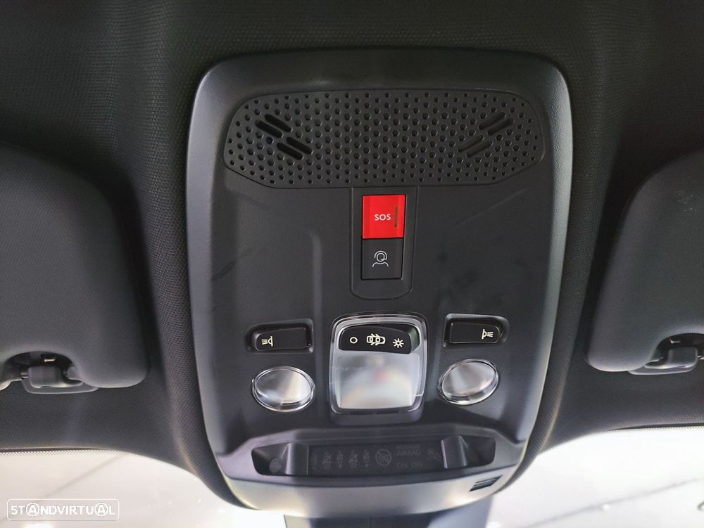 Peugeot 2008 1.2 PureTech Allure - 25