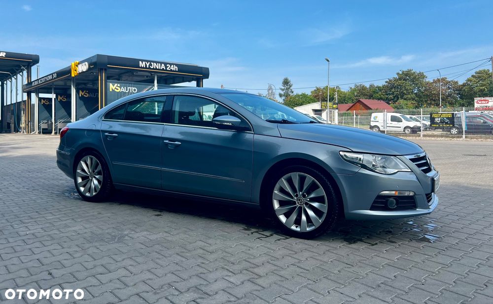 Volkswagen Passat CC - 4