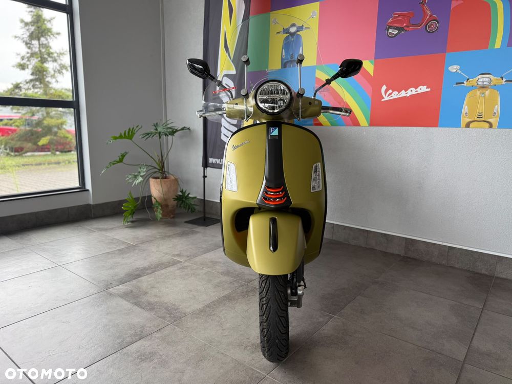 Vespa GTS - 10