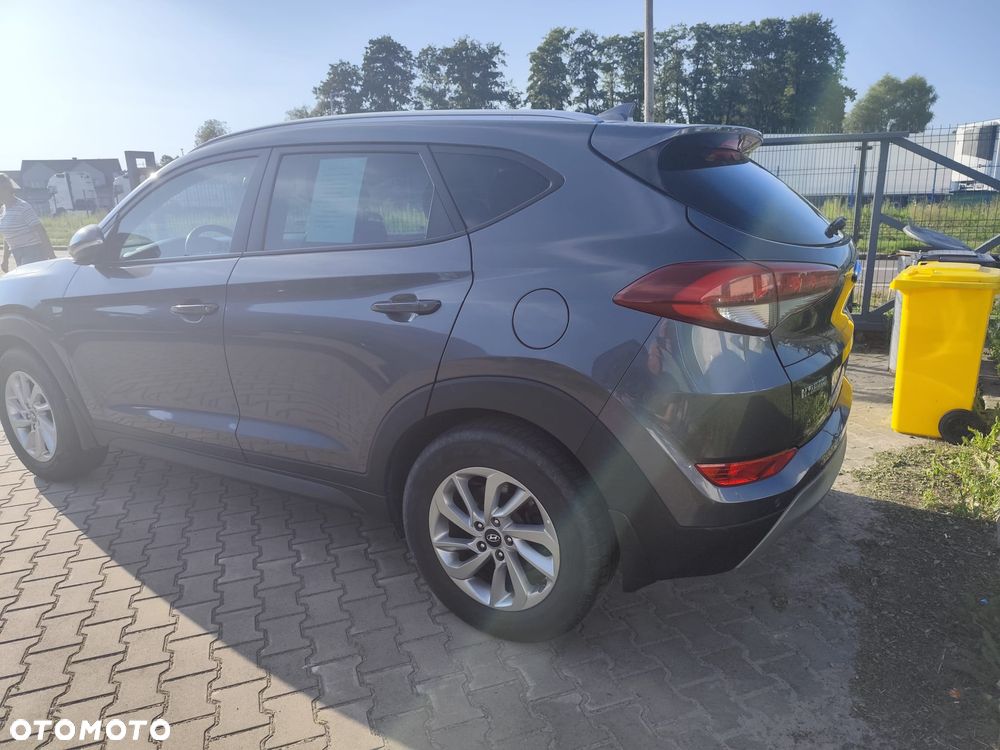 Hyundai Tucson 2.0 CRDI BlueDrive Comfort 2WD - 5