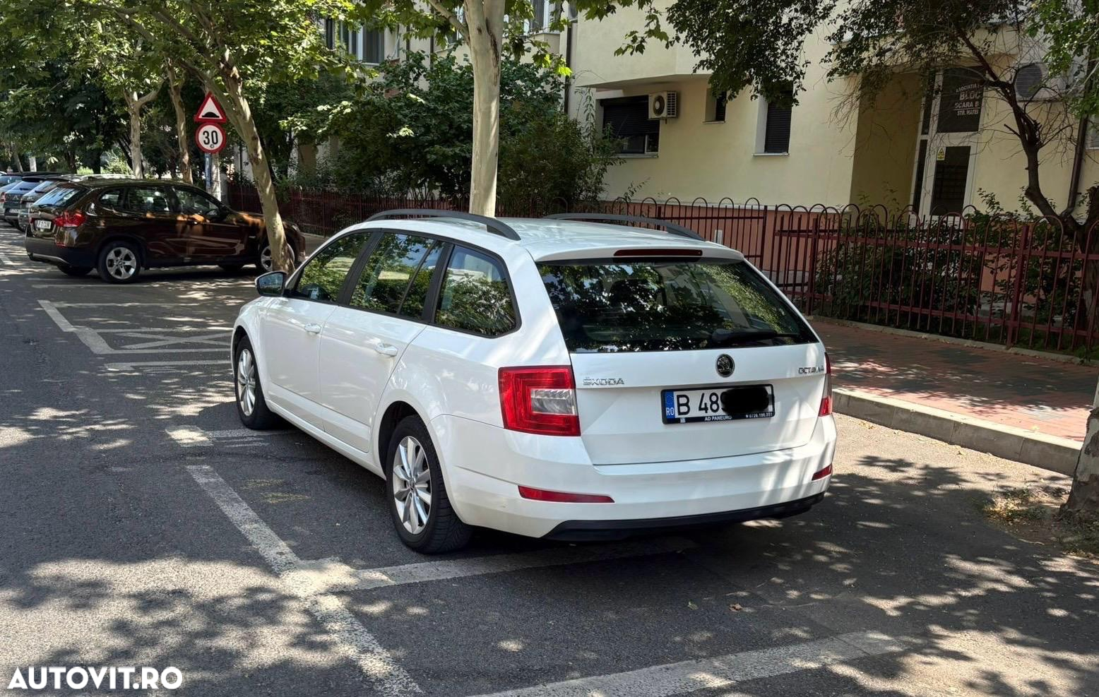 Skoda Octavia 1.6 TDI ACTIVE - 3