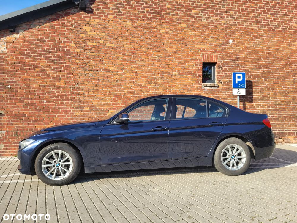 BMW Seria 3 - 1