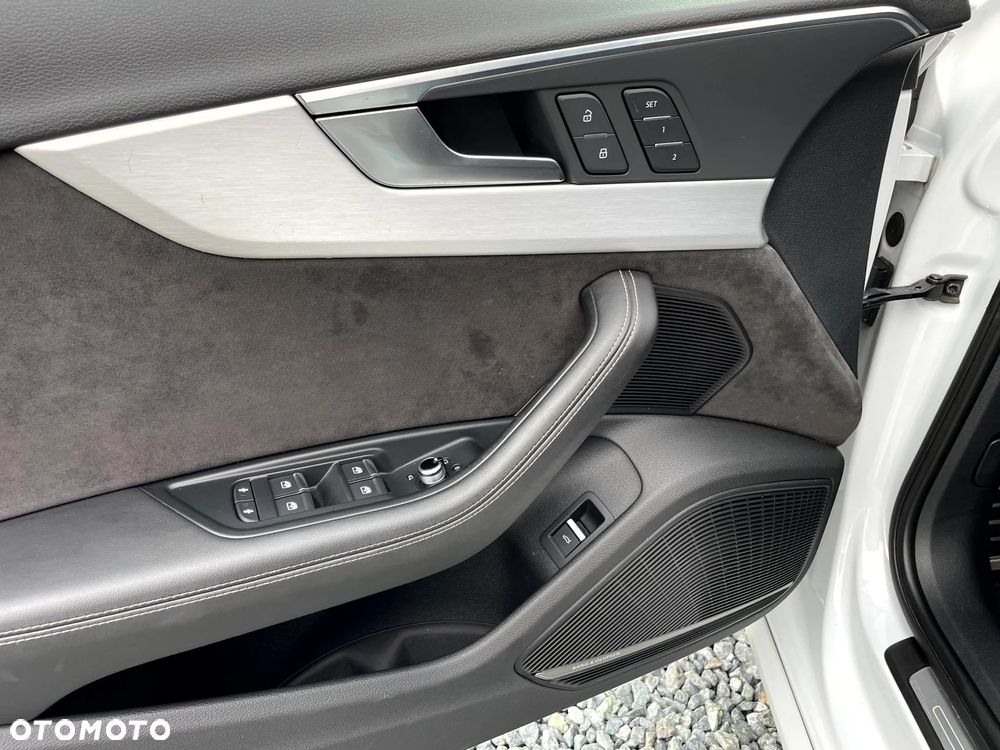Audi A4 Avant 40 TDI quattro S tronic S line - 13