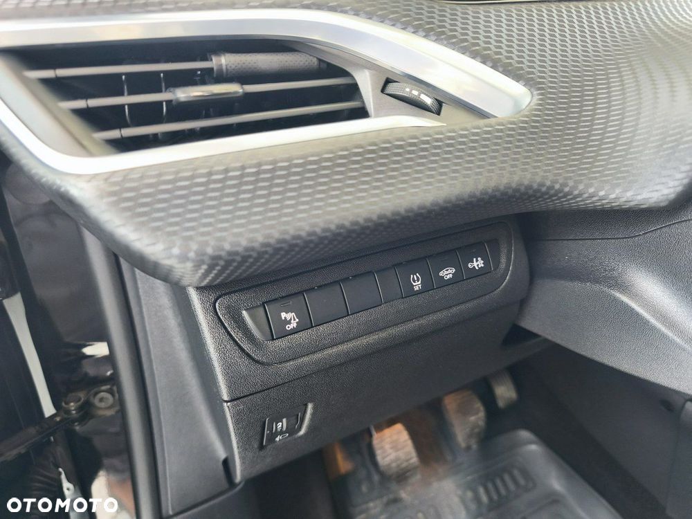 Peugeot 2008 1.6 VTi Allure - 23