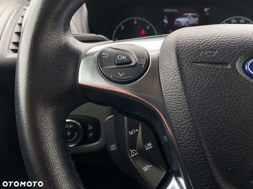 Ford Transit Connect - 17