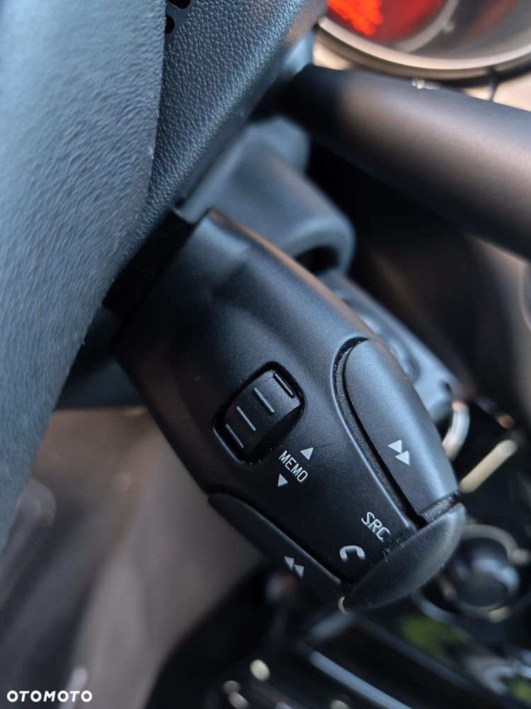 Citroën C3 Pure Tech (VTi) 82 Exclusive - 19