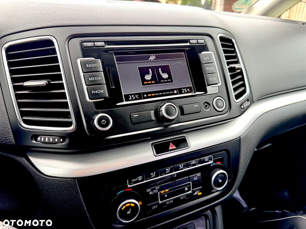 Volkswagen Sharan 2.0 TDI Highline - 12
