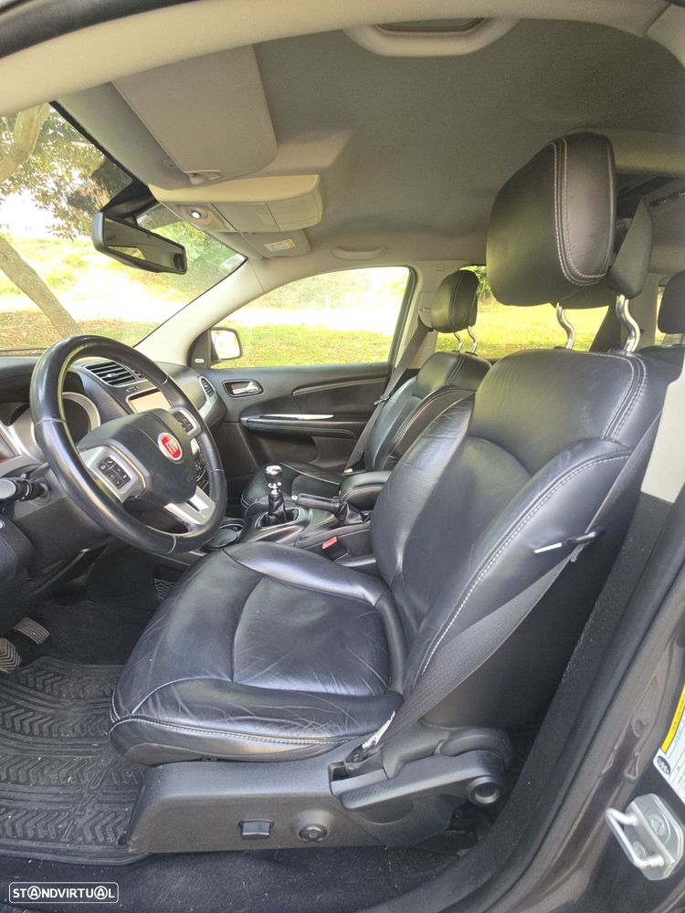 Fiat Freemont 2.0 M-Jet - 19
