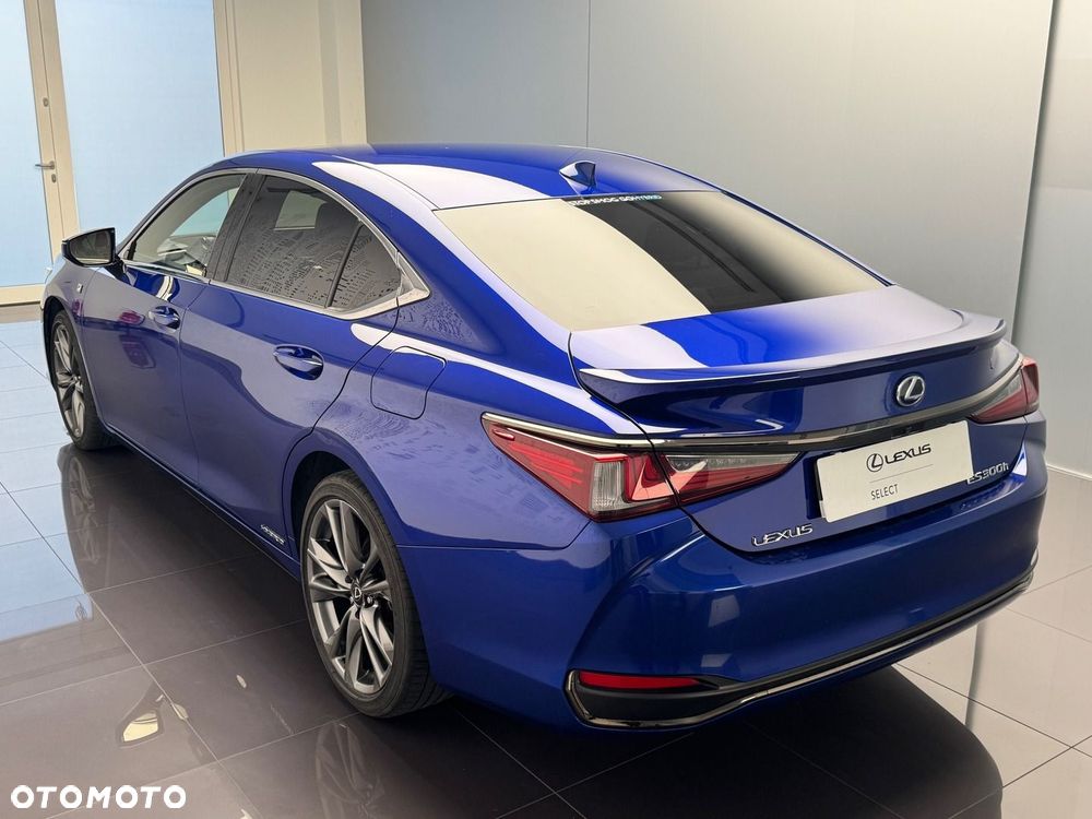 Lexus ES 300h F Sport Edition - 5