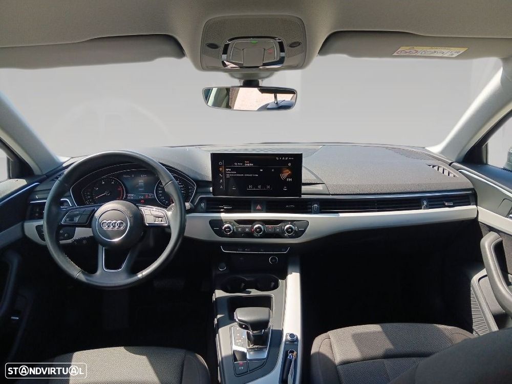 Audi A4 35 TDI S tronic - 11