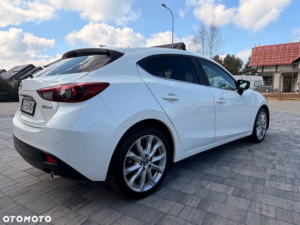 Mazda 3 - 5