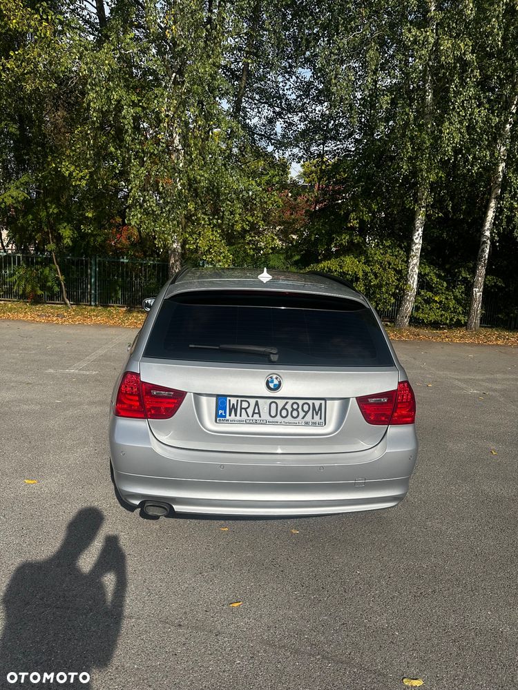BMW Seria 3 - 25