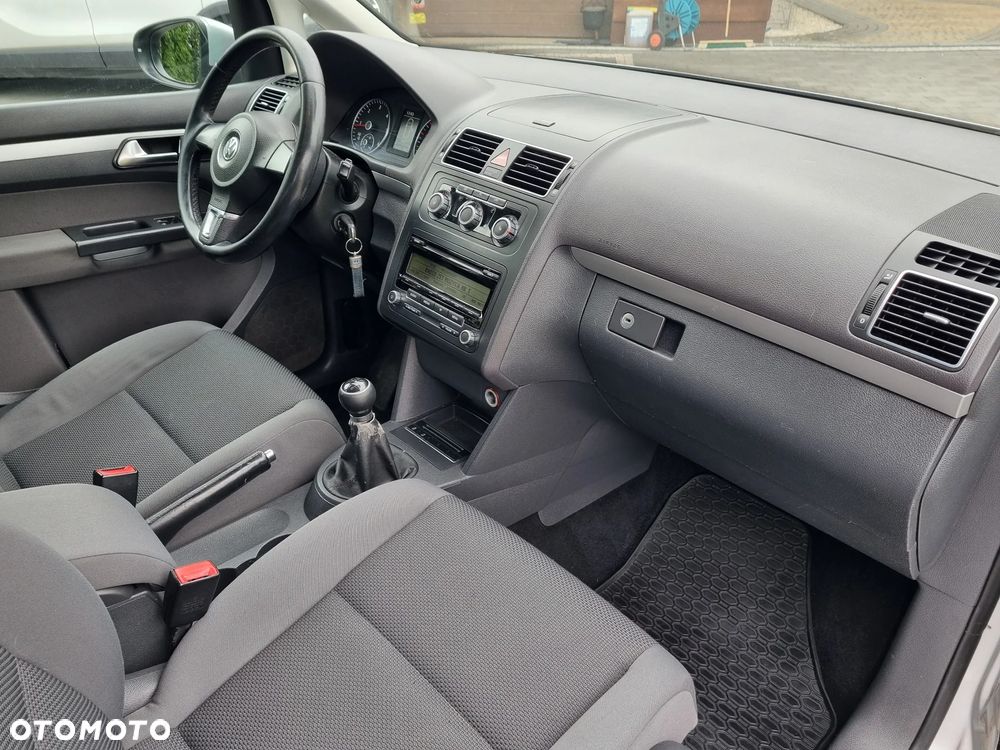 Volkswagen Touran 1.6 TDI DPF BlueMotion Technology STYLE - 13