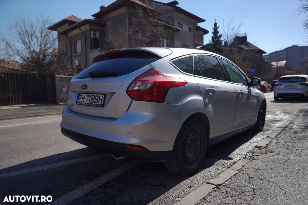 Ford Focus 2.0 TDCI DPF Titanium - 4