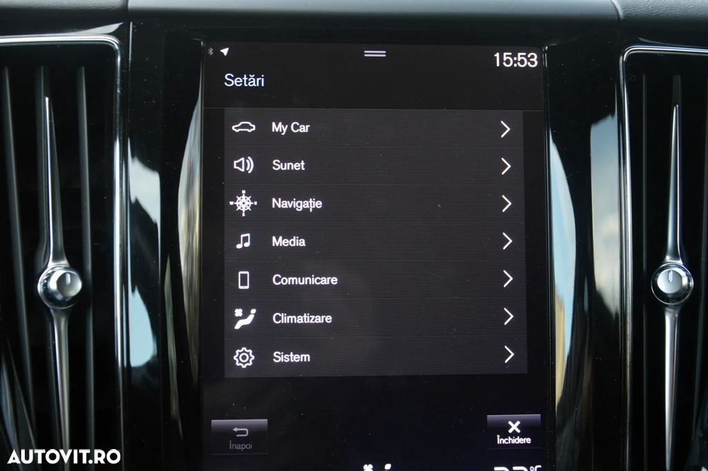 Volvo XC 60 D4 R-Design - 33