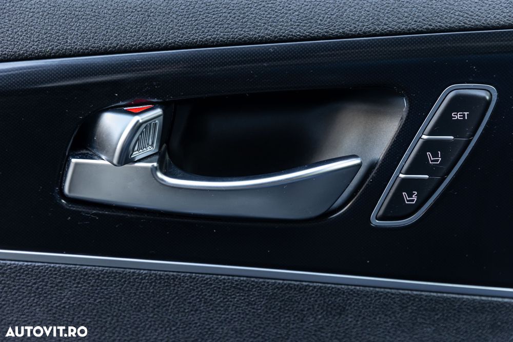 Kia Sorento 2.2 CRDi 2WD Aut. Edition 7 - 27