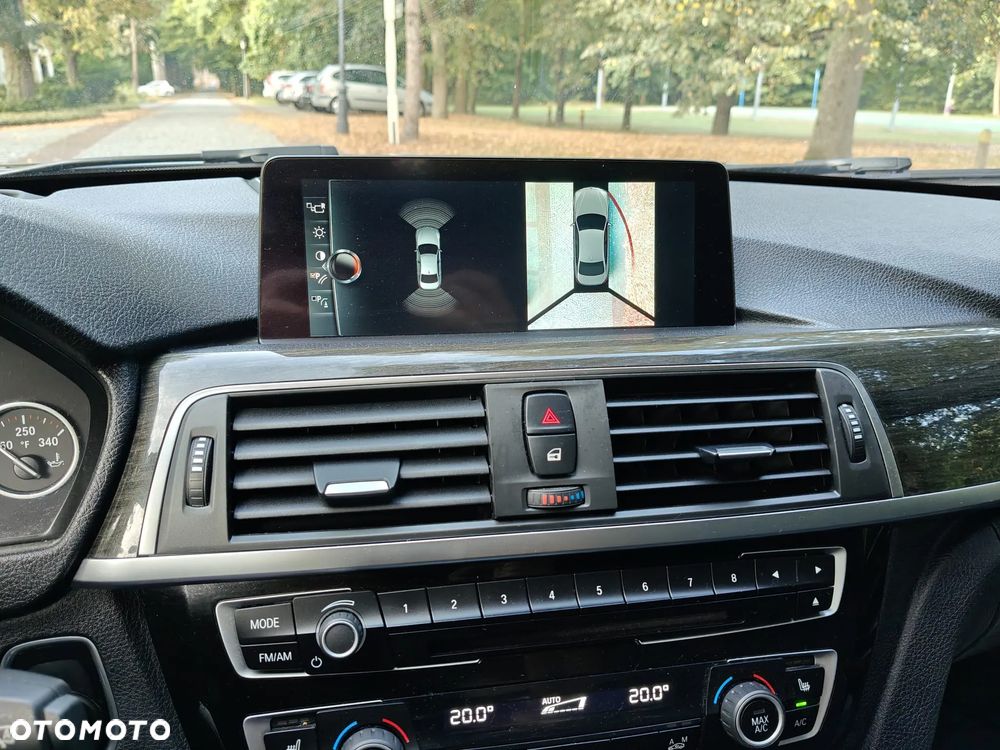 BMW Seria 3 330e iPerformance Luxury Line - 16