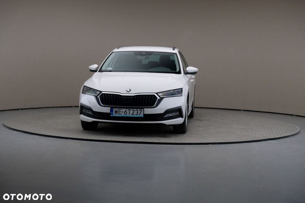 Skoda Octavia - 3