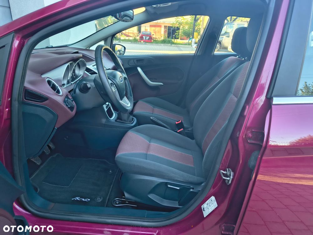 Ford Fiesta 1.25 Titanium - 11