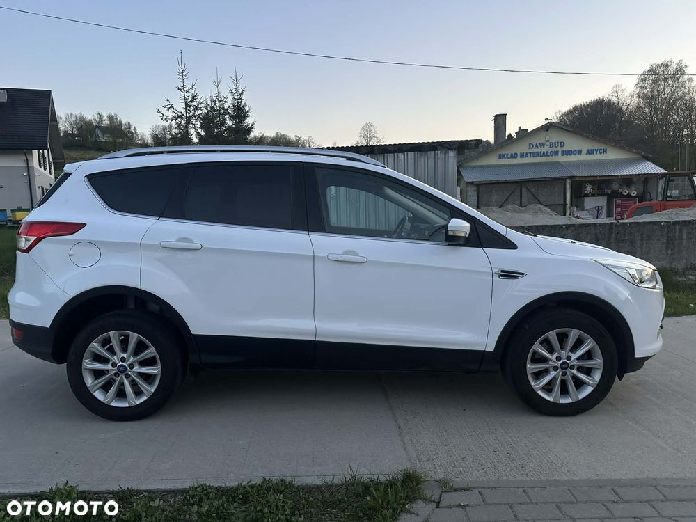 Ford Kuga 2.0 TDCi 4x4 Titanium - 4