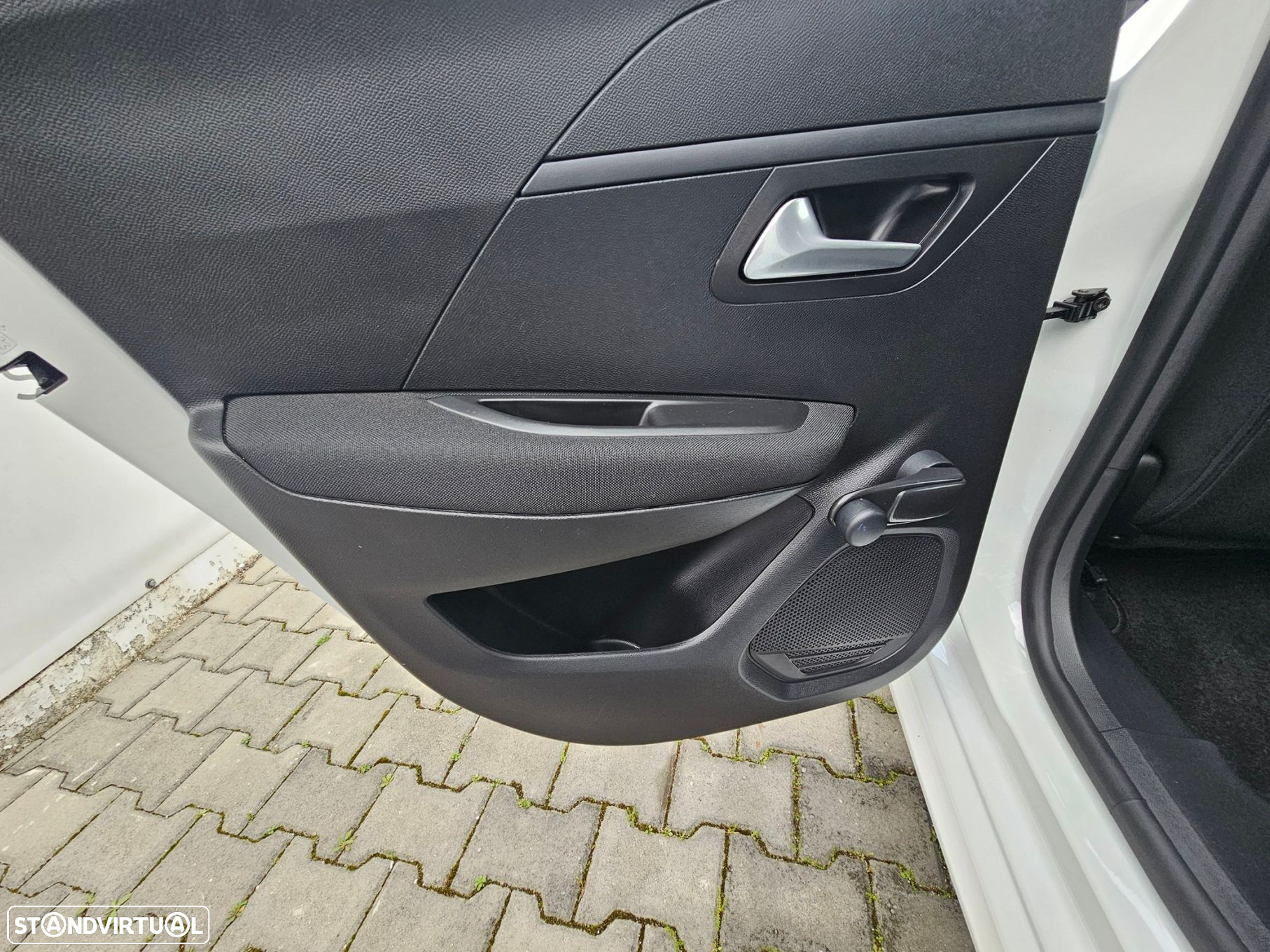 Peugeot 208 1.2 PureTech Active - 13