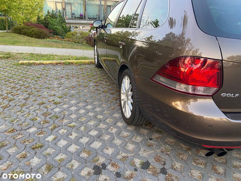 Volkswagen Golf 2.0 TDI DPF DSG MATCH - 11