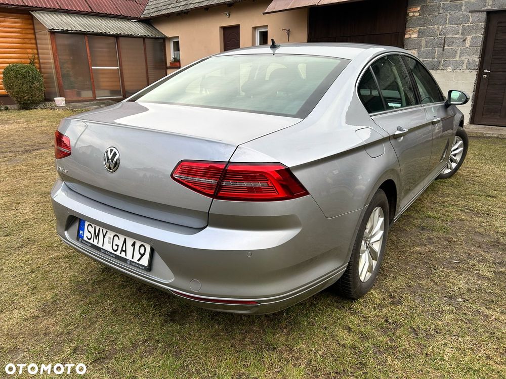 Volkswagen Passat 1.5 TSI EVO Comfortline - 2