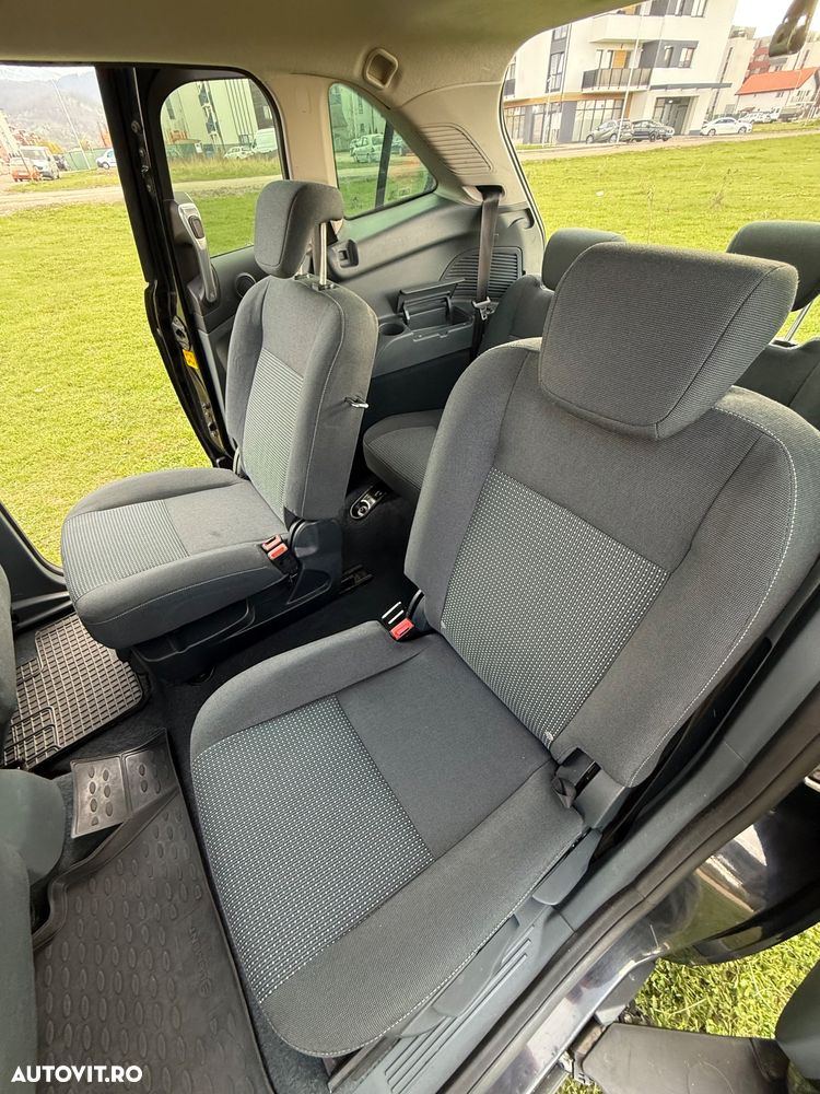 Ford Grand C-Max - 6