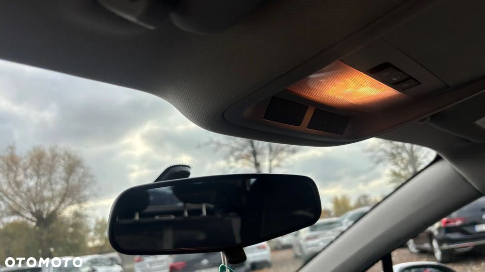 Opel Astra 1.4 Turbo Edition - 28