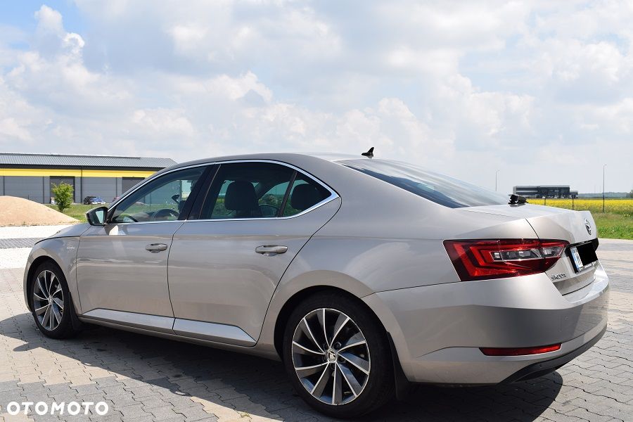 Skoda Superb 2.0 TSI L&K DSG - 3