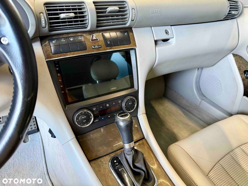 Mercedes-Benz Klasa C 55 AMG Automatik - 21