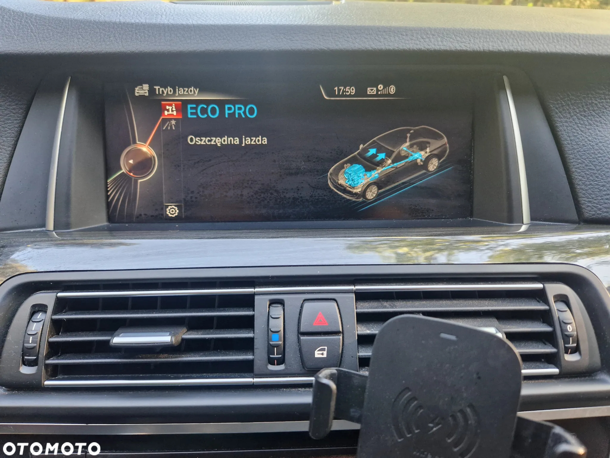 BMW Seria 5 520d Luxury Line sport - 16