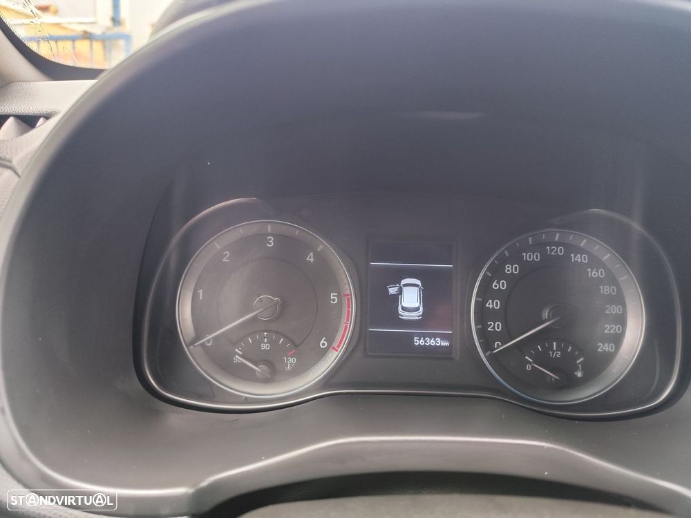 Hyundai Kauai 1.6 CRDi Premium 7DCT - 16