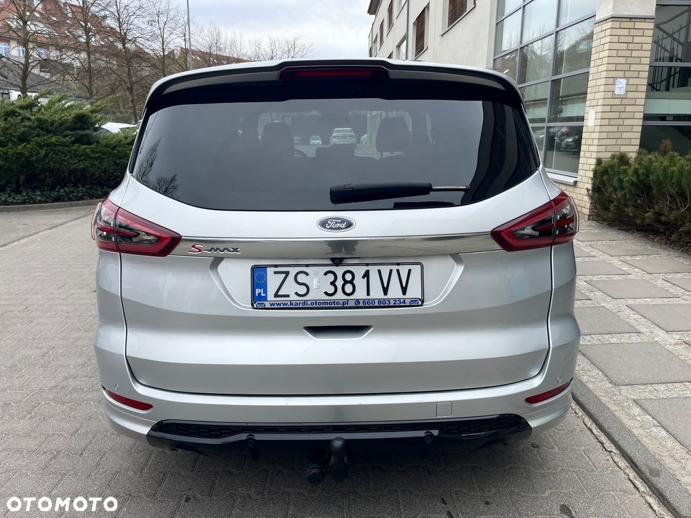Ford S-Max - 8