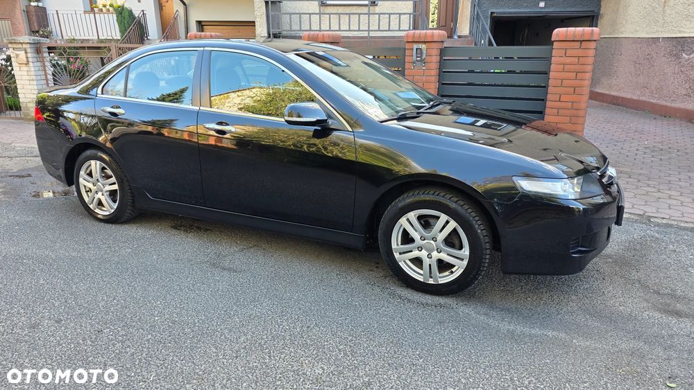 Honda Accord 2.0 Comfort - 2