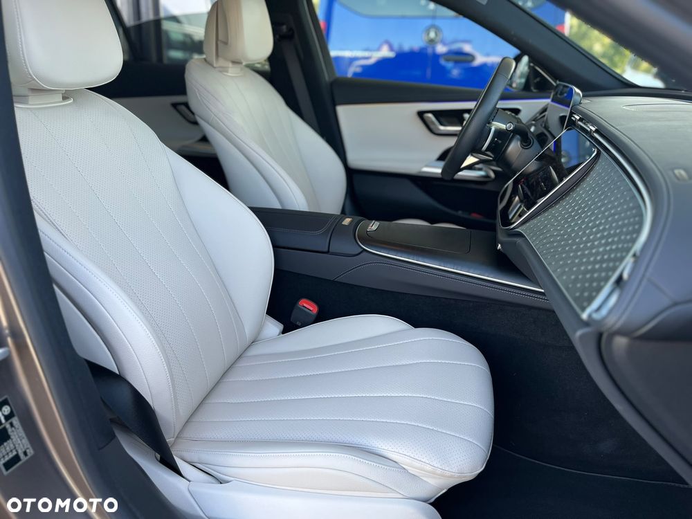 Mercedes-Benz Klasa E 220 d mHEV 4-Matic AMG 9G-Tronic - 15