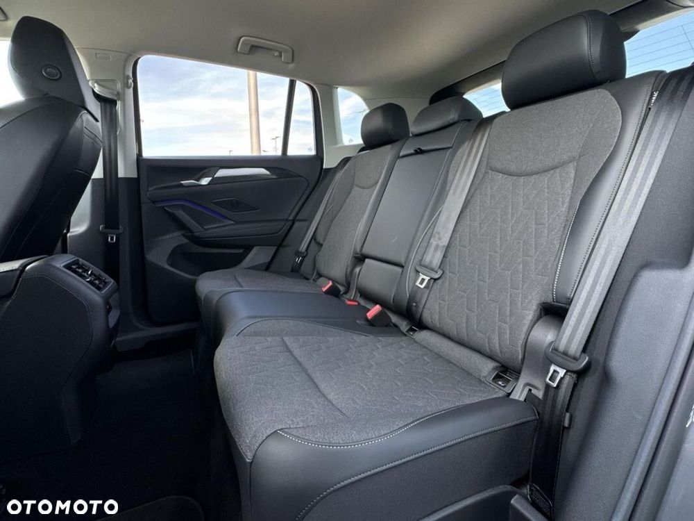 Volkswagen Tiguan 1.5 eTSI Life DSG - 24