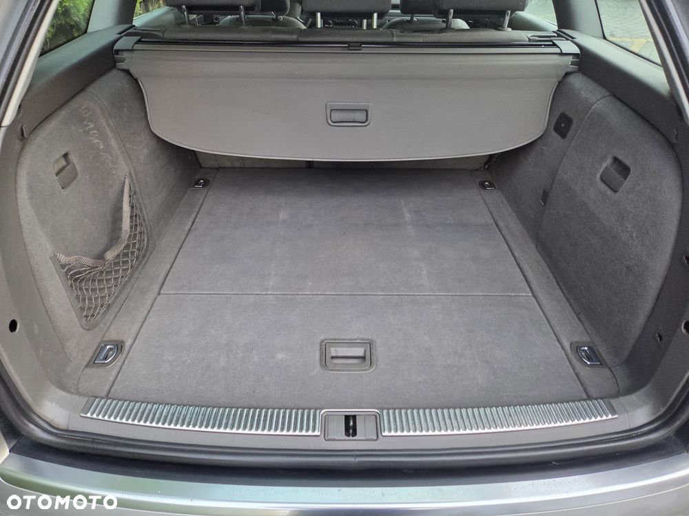 Audi A4 Avant - 10