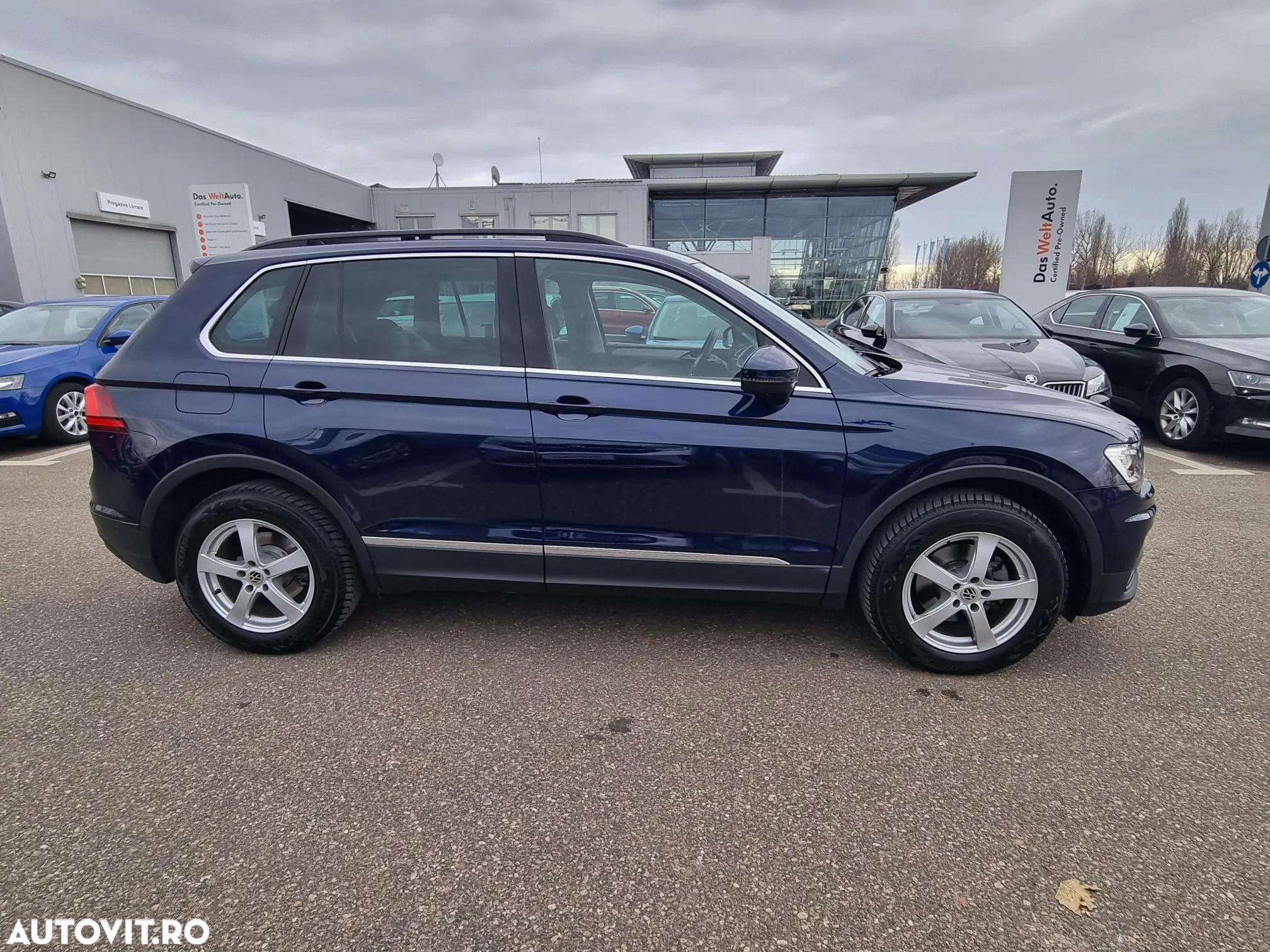 Volkswagen Tiguan 2.0 TDI 4Mot DSG Comfortline - 4