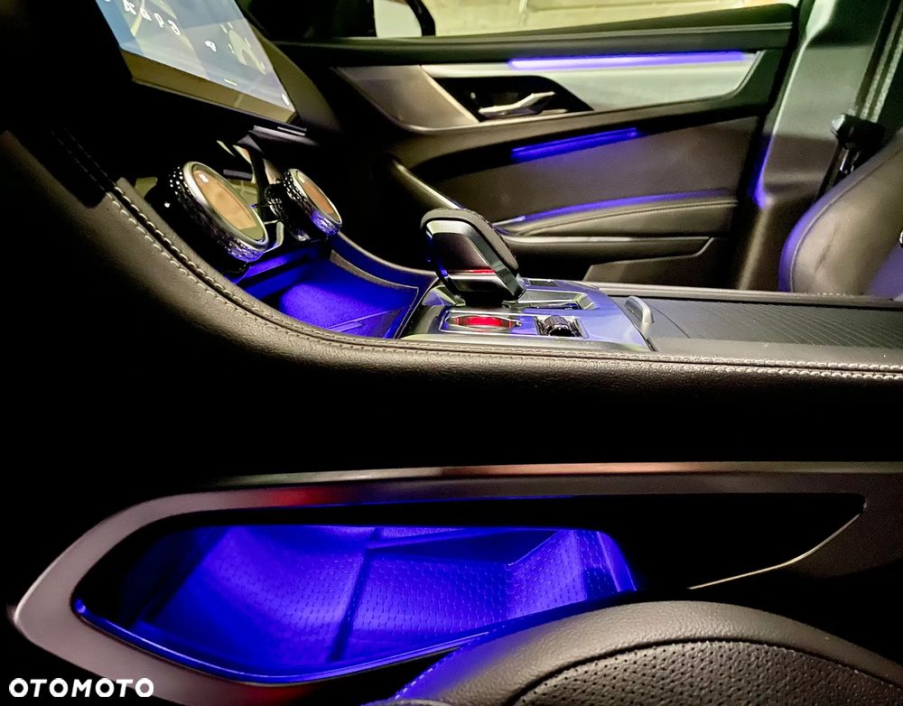 Jaguar F-Pace 2.0 P250 mHEV AWD R-Dynamic S - 18