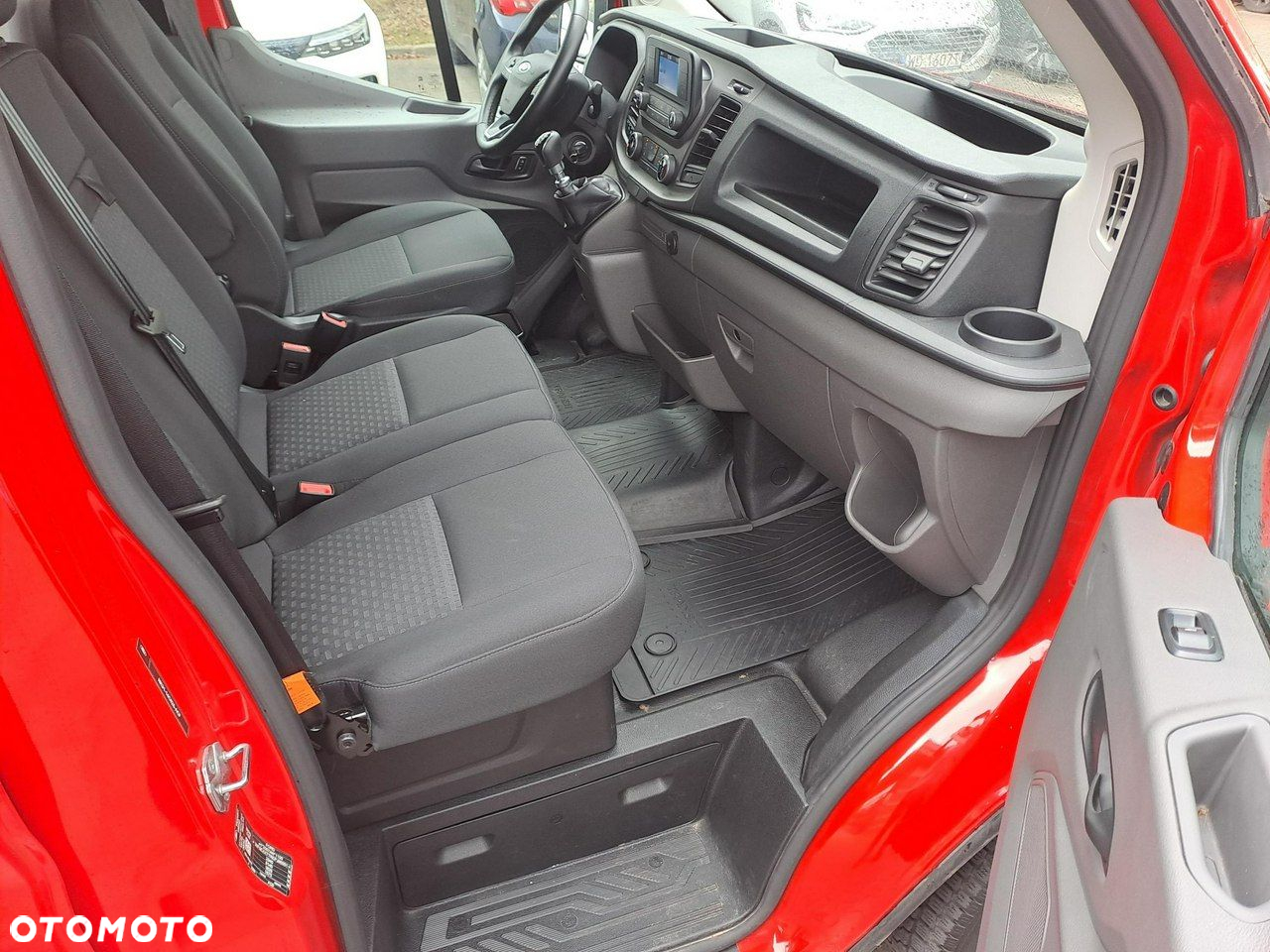 Ford Transit - 18