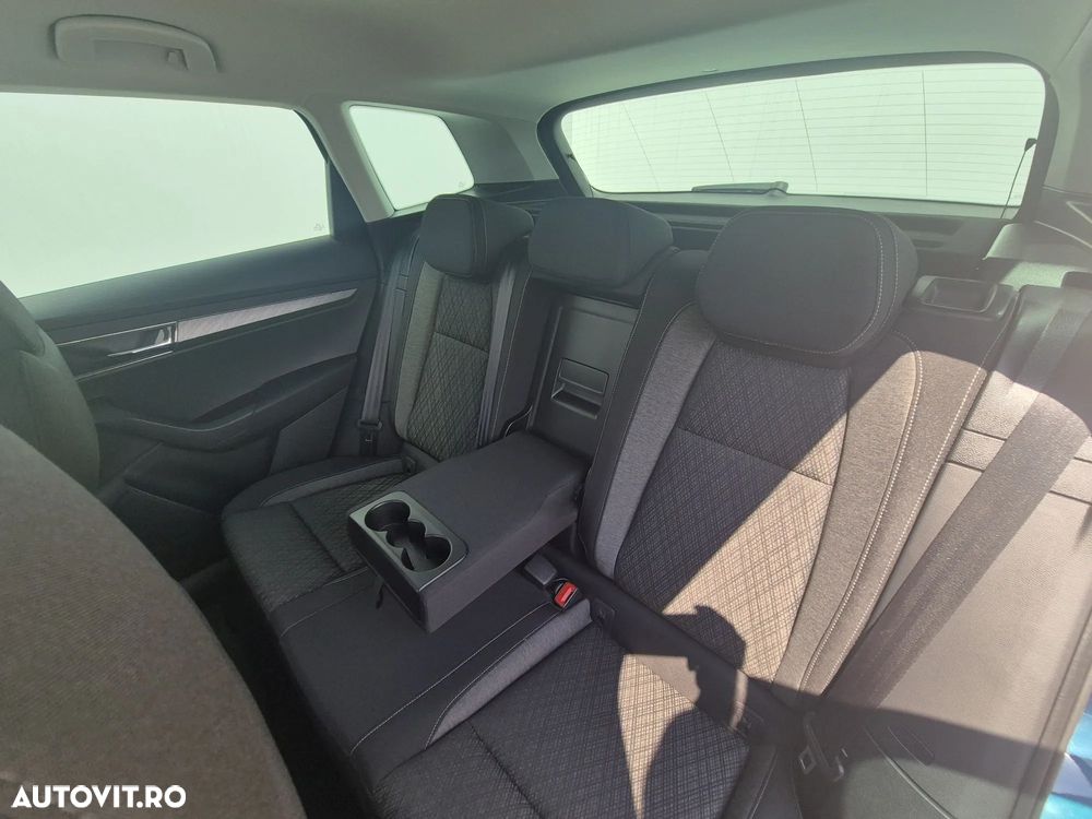 Skoda Karoq 1.5 TSI DSG Style - 11