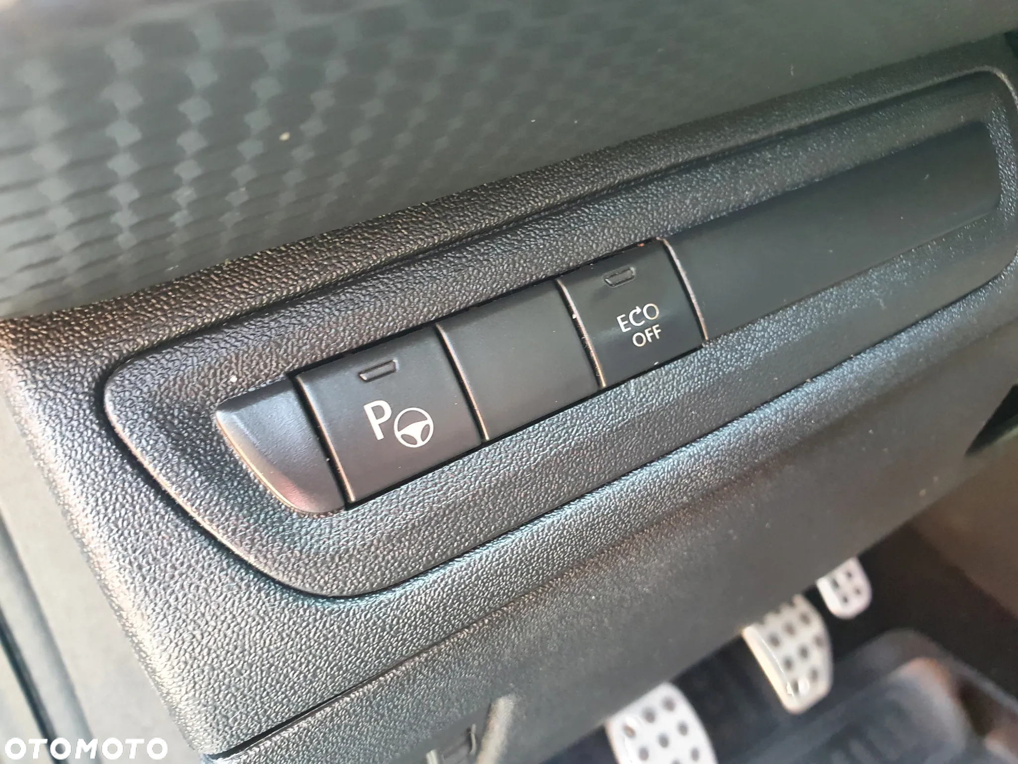 Peugeot 2008 - 18
