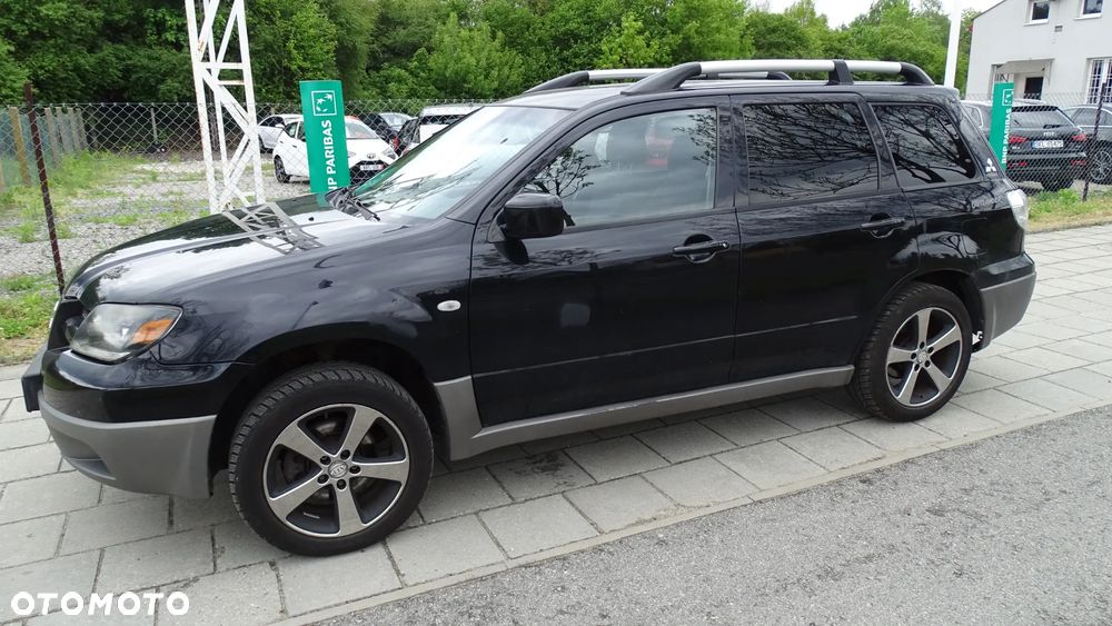 Mitsubishi Outlander 2.0 Sport 4WD - 1