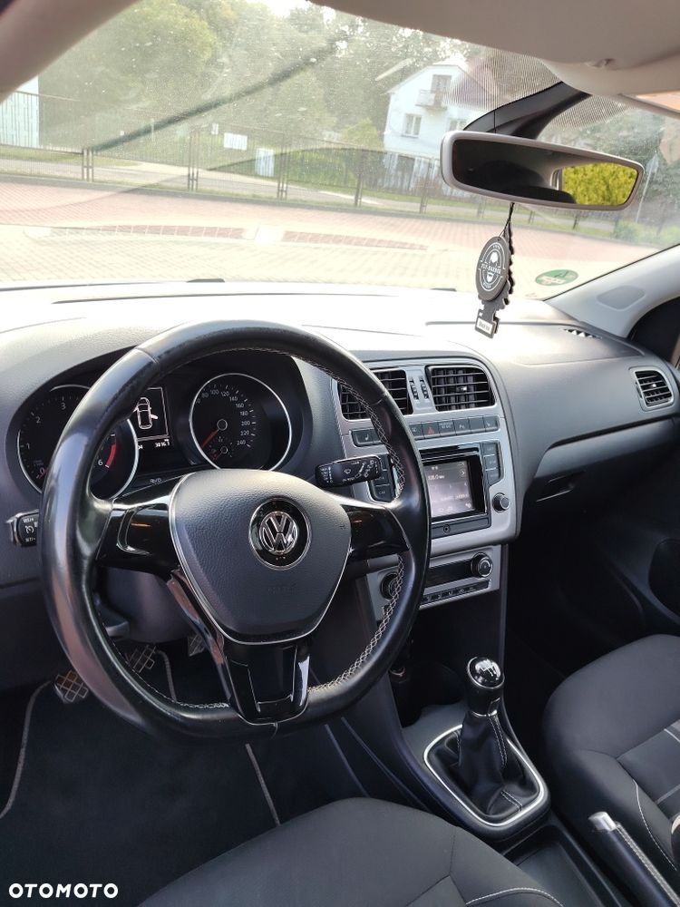 Volkswagen Polo - 8