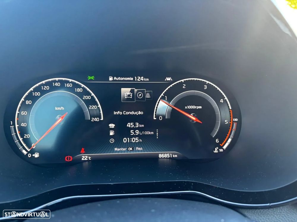Kia XCeed 1.6 CRDi MHEV Tech - 18