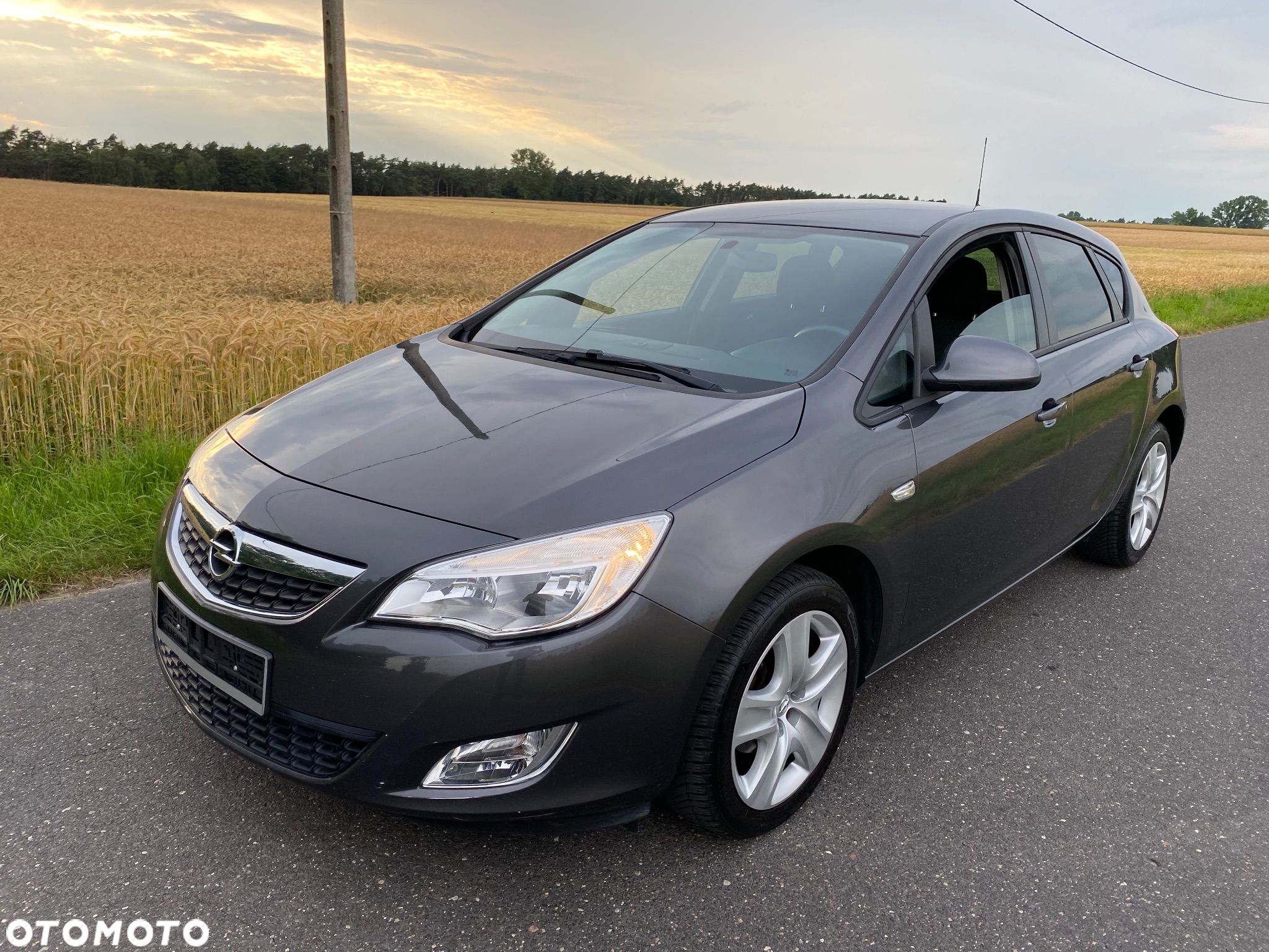 Opel Astra IV 1.4 Cosmo - 1