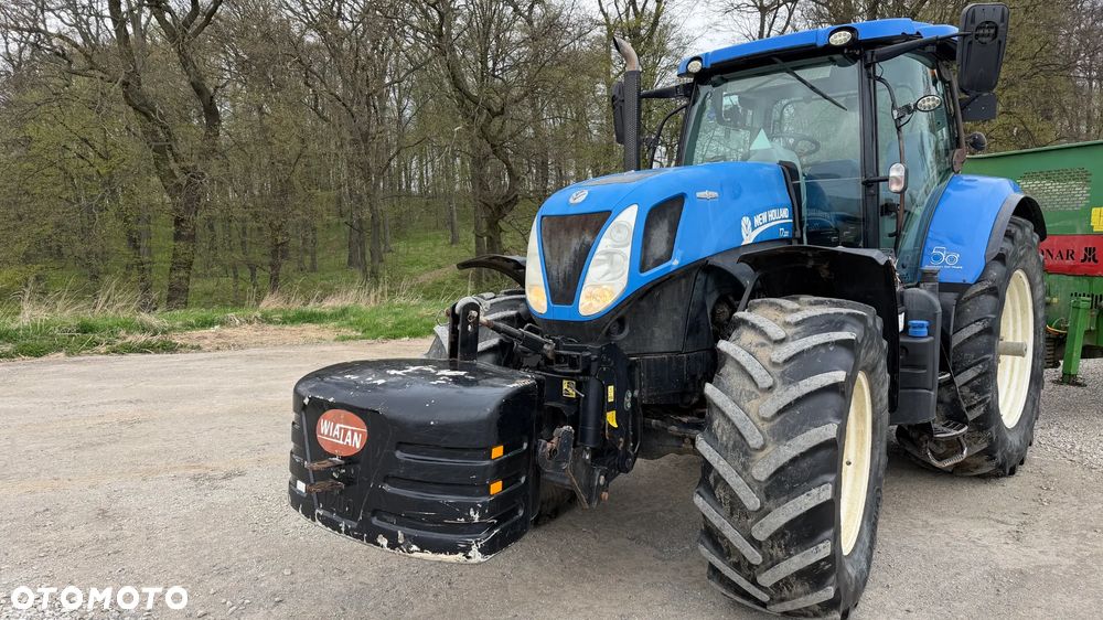 New Holland T7 - 2